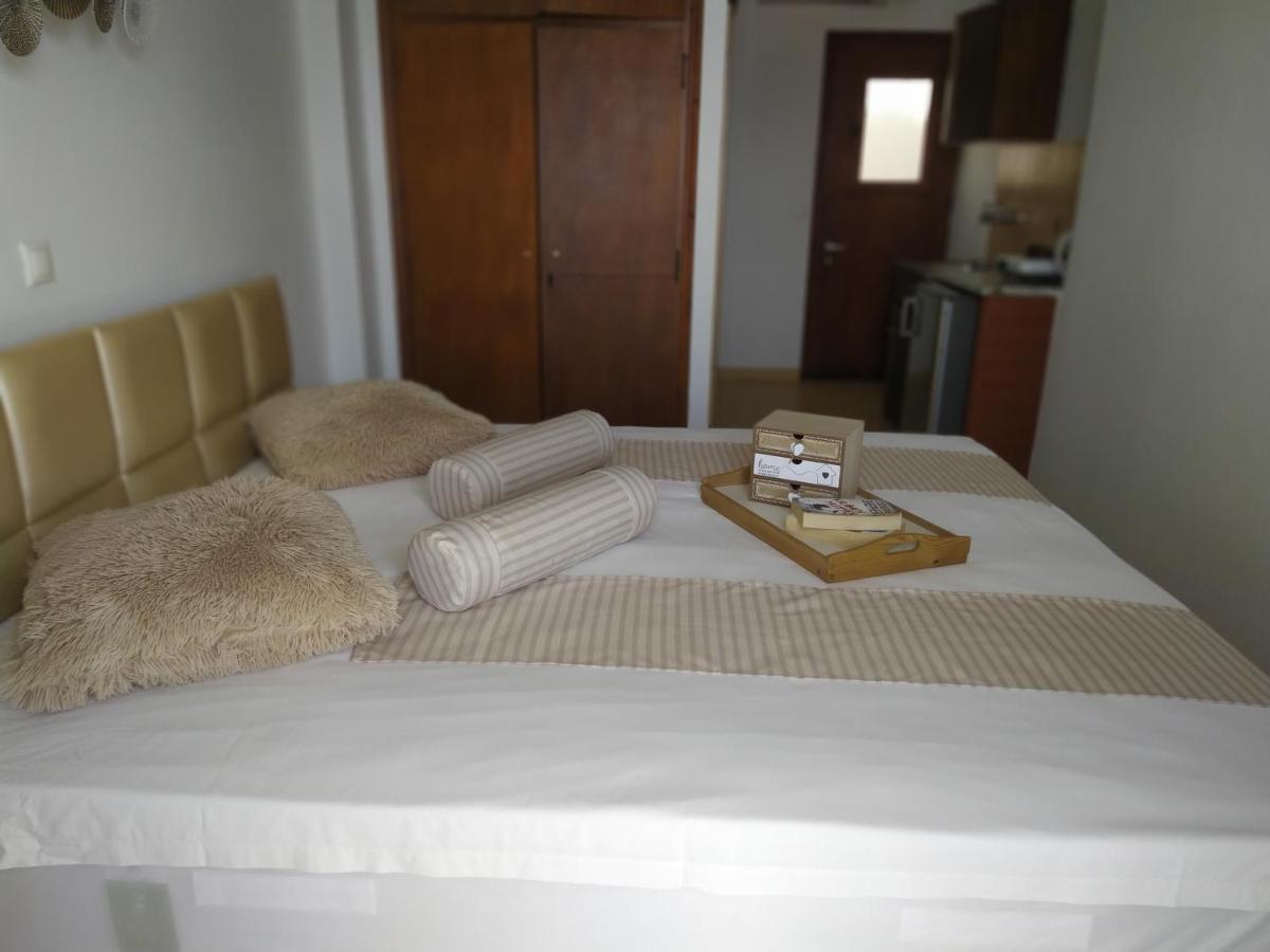 Aronis Apartments Benitses  Zewnętrze zdjęcie