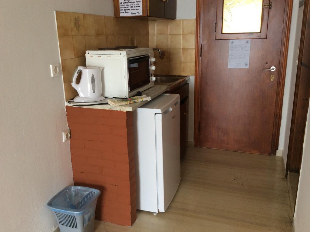 Aronis Apartments Benitses  Zewnętrze zdjęcie